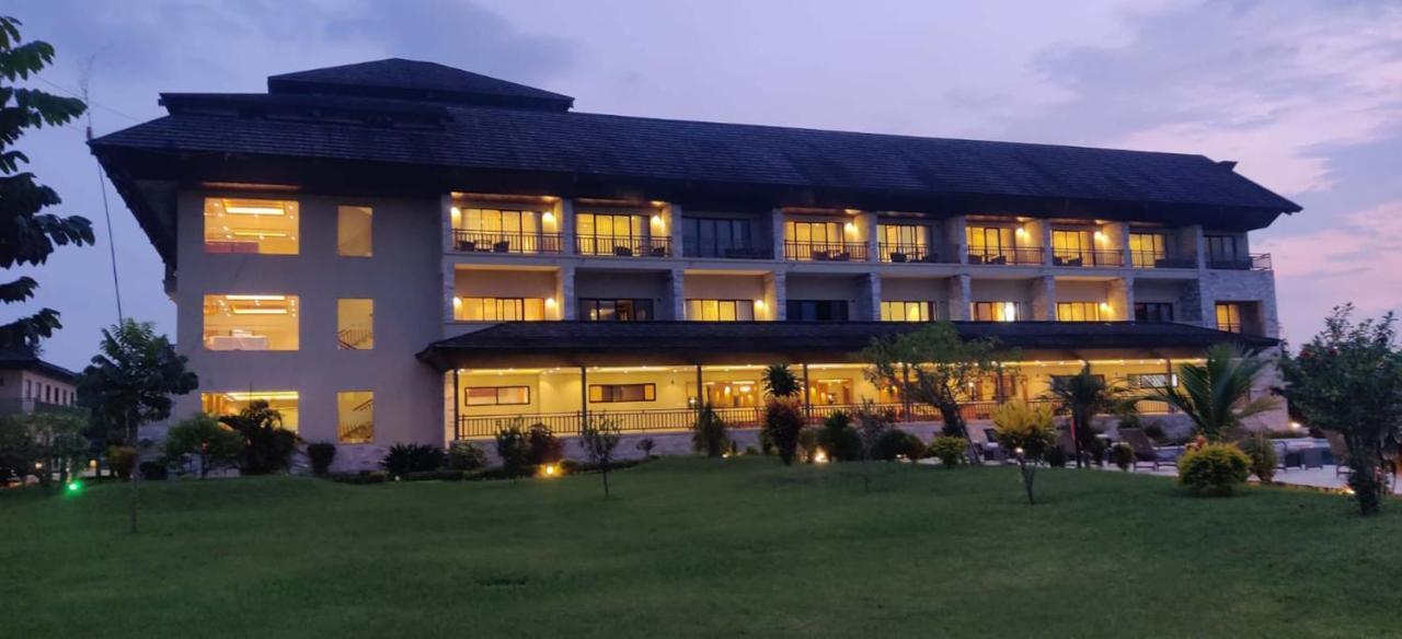 Soaltee Westend Resort Chitwan Dış mekan fotoğraf