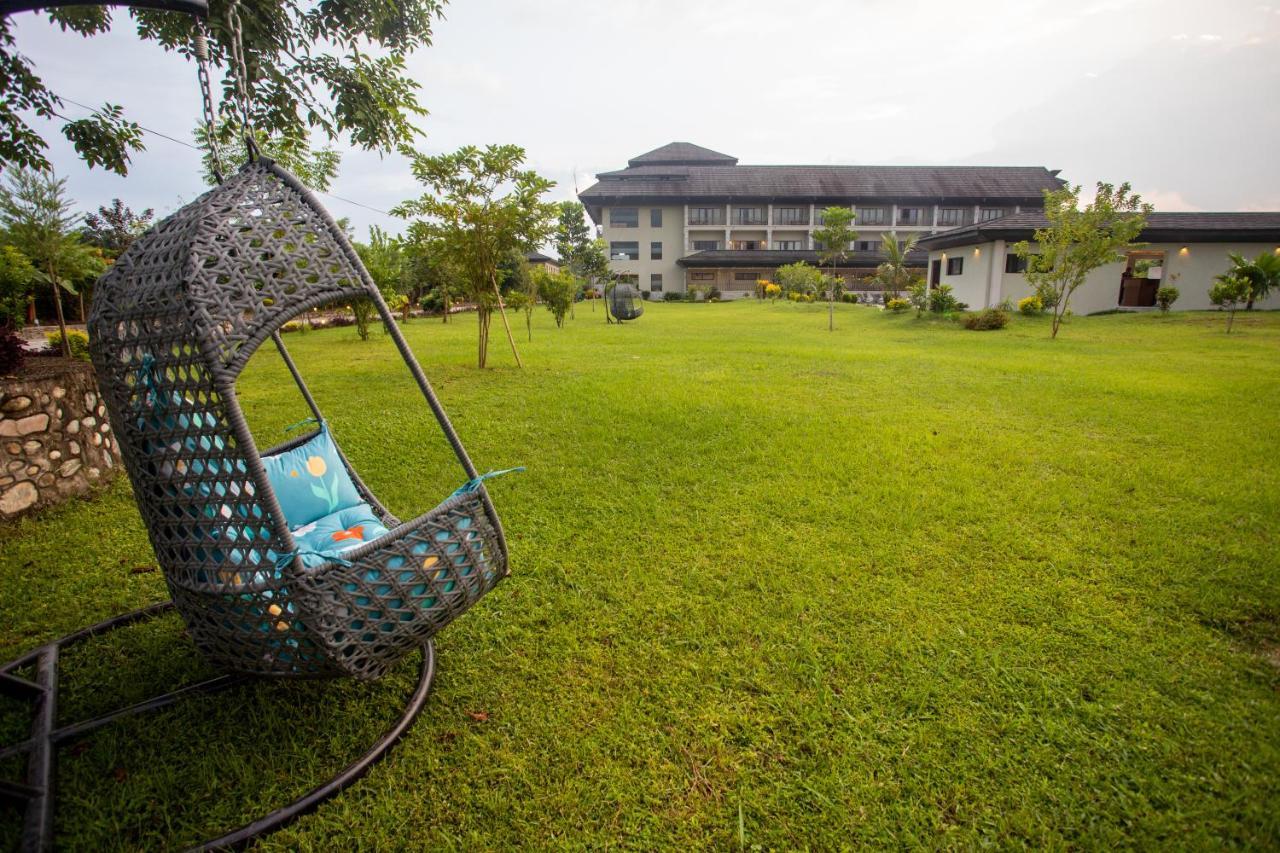 Soaltee Westend Resort Chitwan Dış mekan fotoğraf