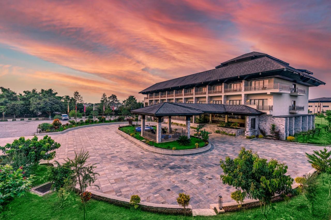 Soaltee Westend Resort Chitwan Dış mekan fotoğraf